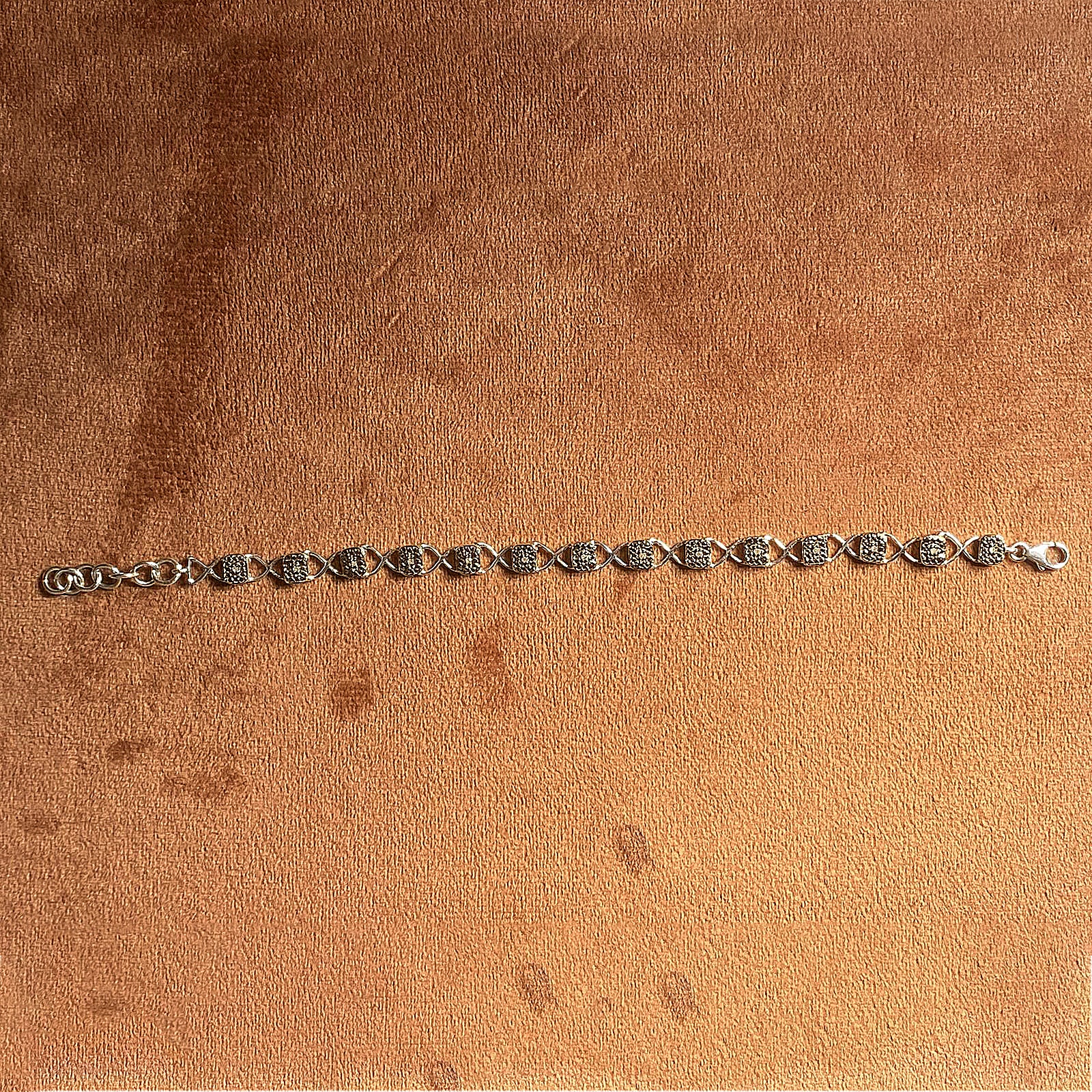 Infinite Modest Natural Diamond Bracelet