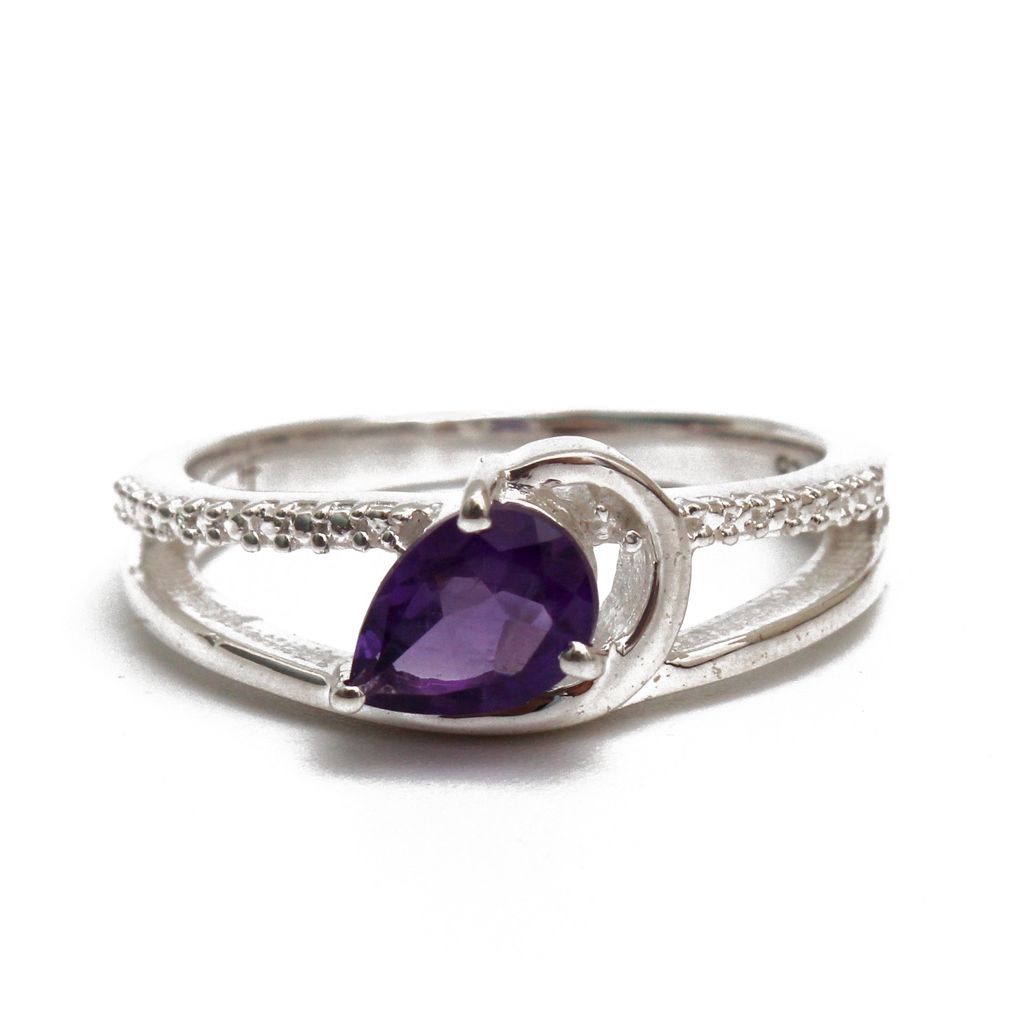 925 Sterling Silver Pear-Shaped Amethyst Ring – Modern Loop Design