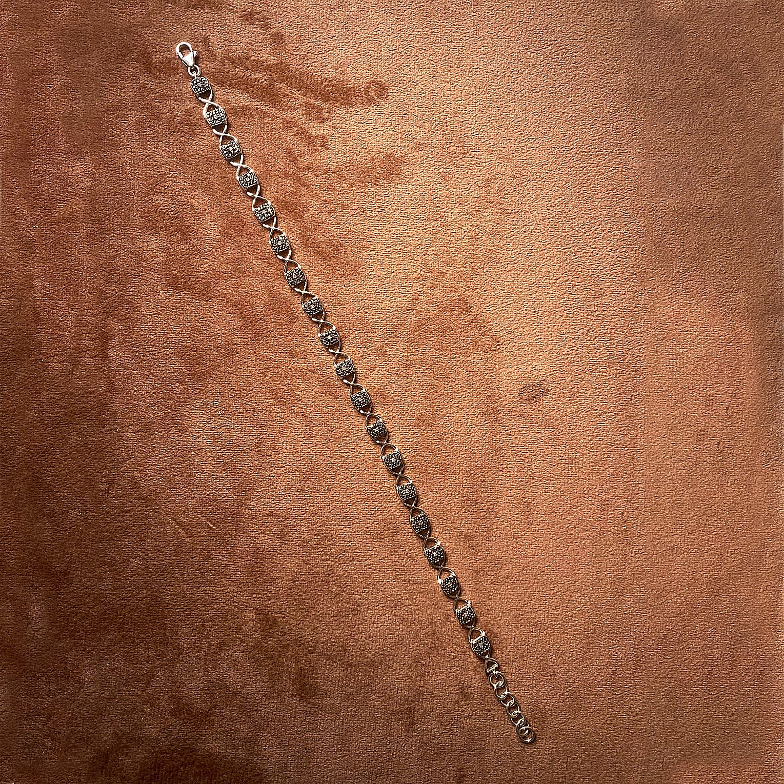 Infinite Modest Natural Diamond Bracelet