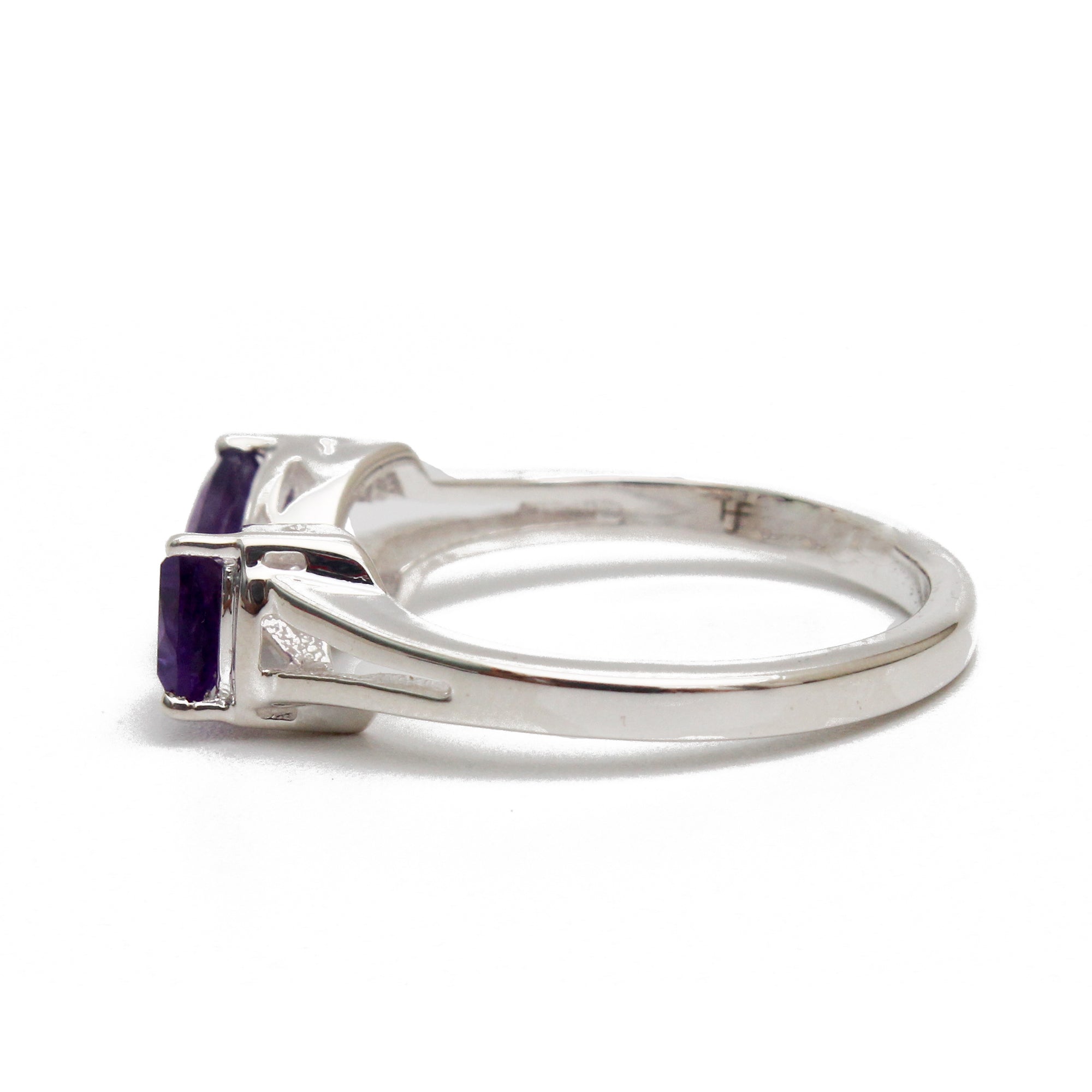 925 Sterling Silver Twin Trillion Cut Amethyst Ring – Elegant Bow Design