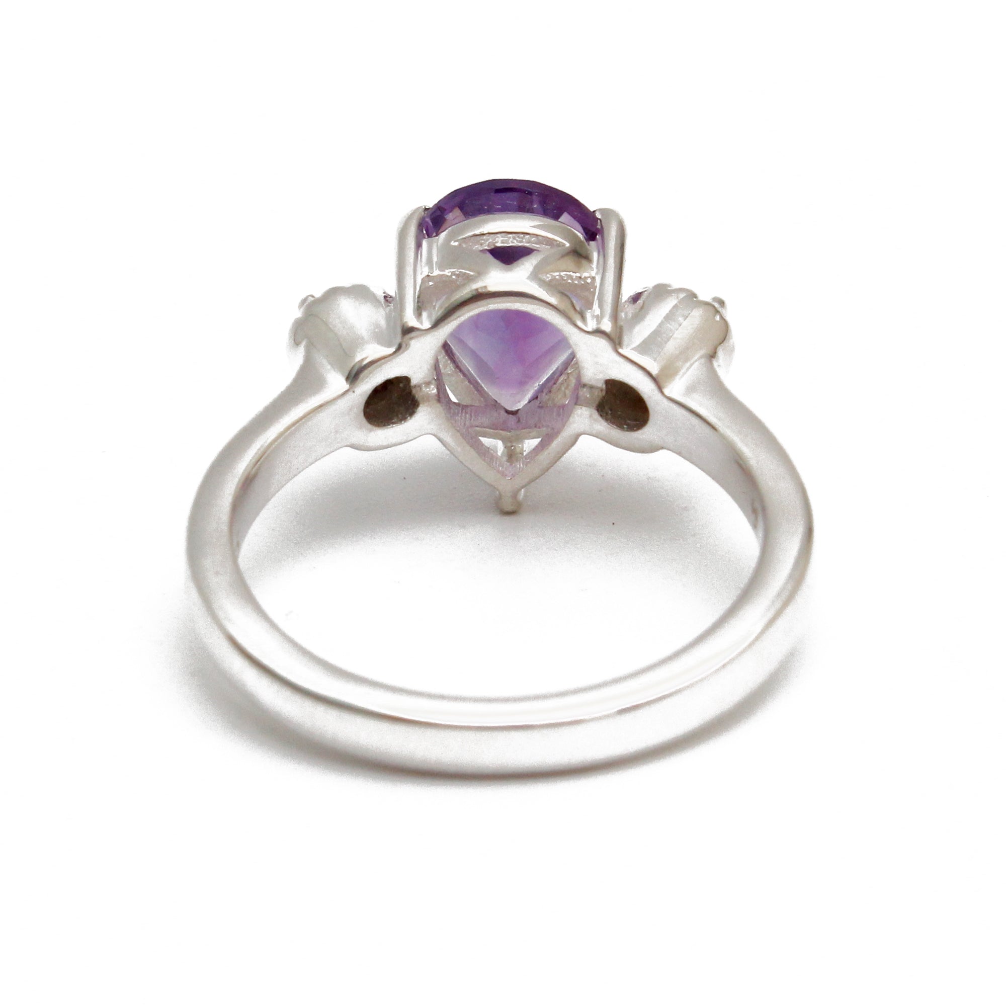 925 Sterling Silver Pear-Shaped Amethyst