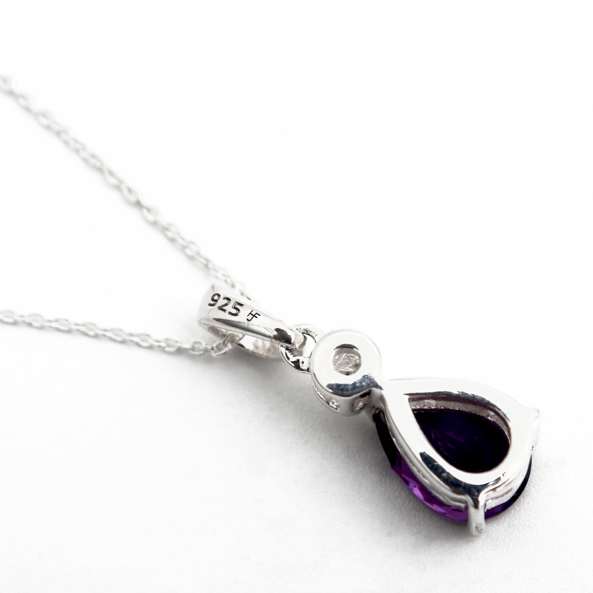 Purple ale Natural Amethyst pendant (Comes with a complimentary Silver Chain)