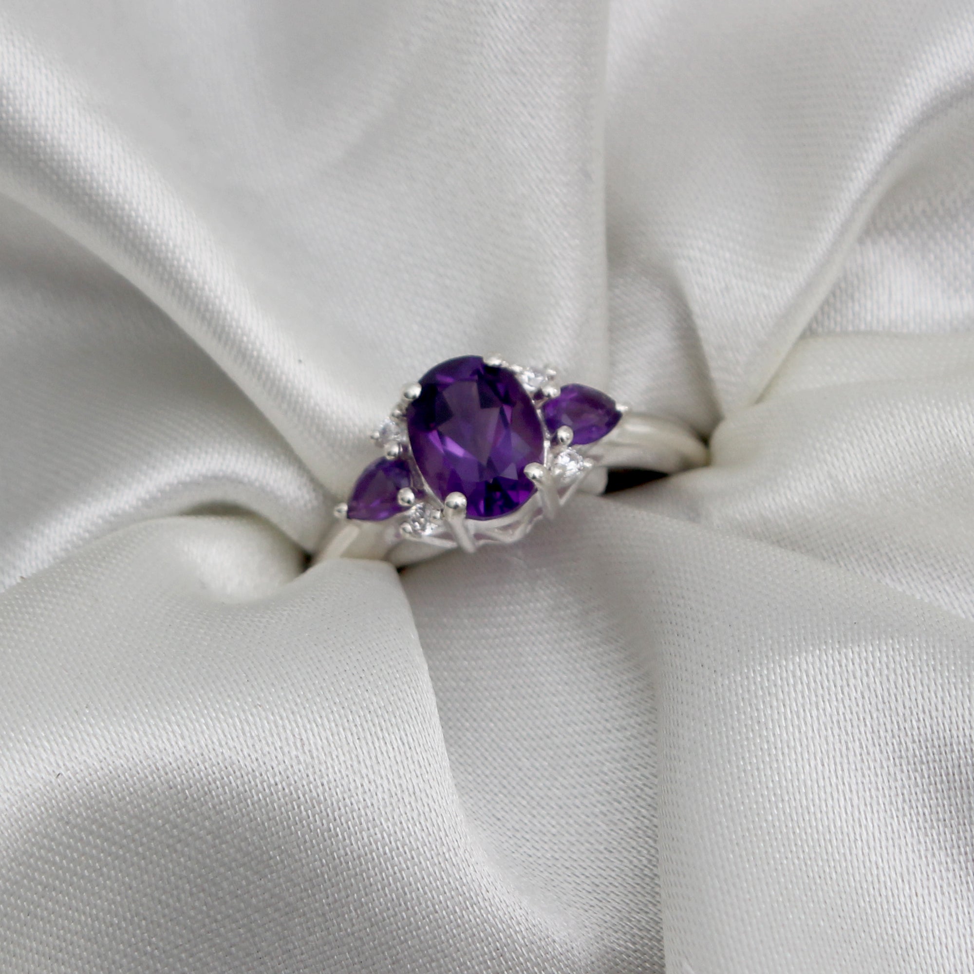 Amethyst Exquisite Silver Ring Oval-Pear Stone