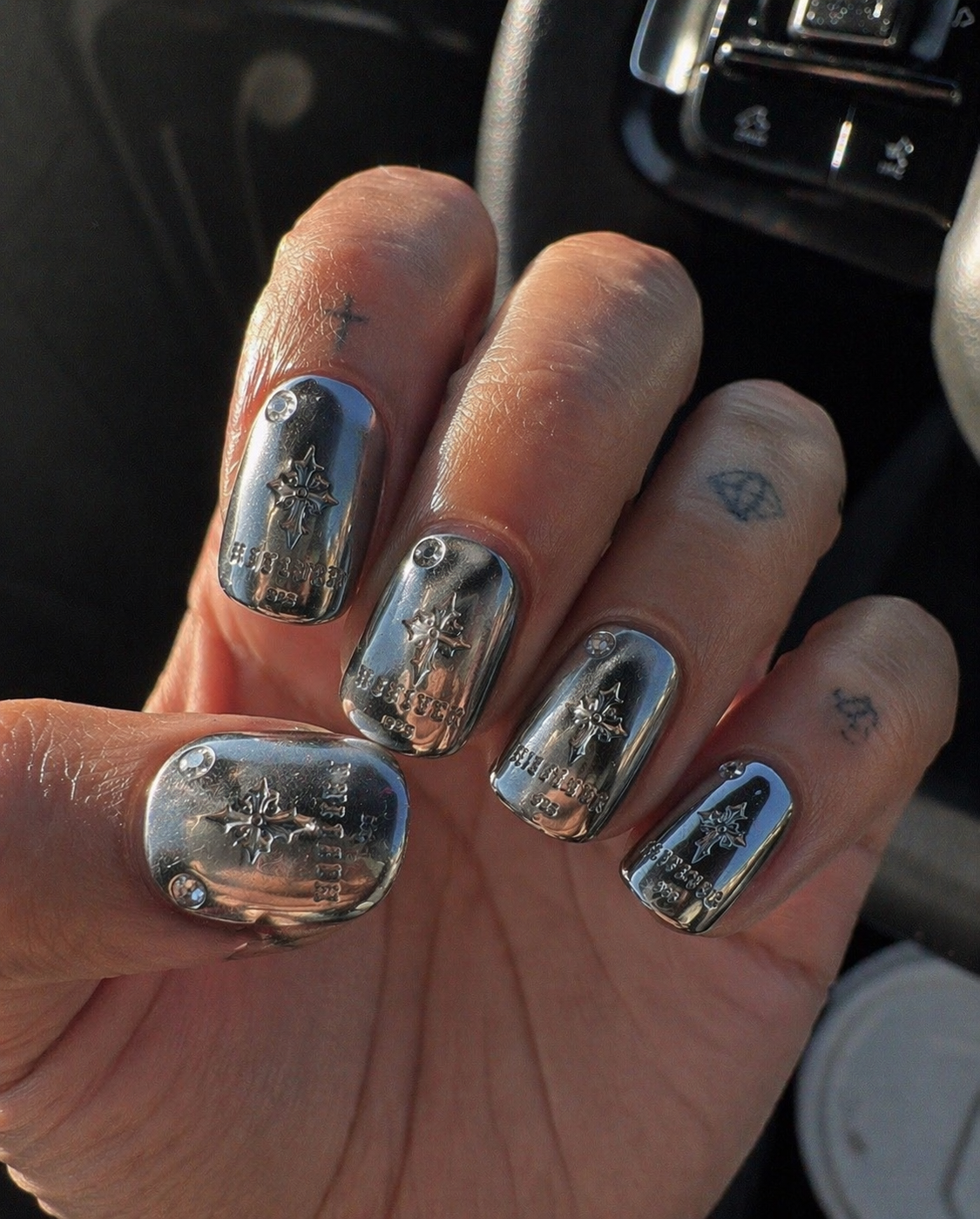 HIFLYER GOTHIC NAIL GRILLZ
