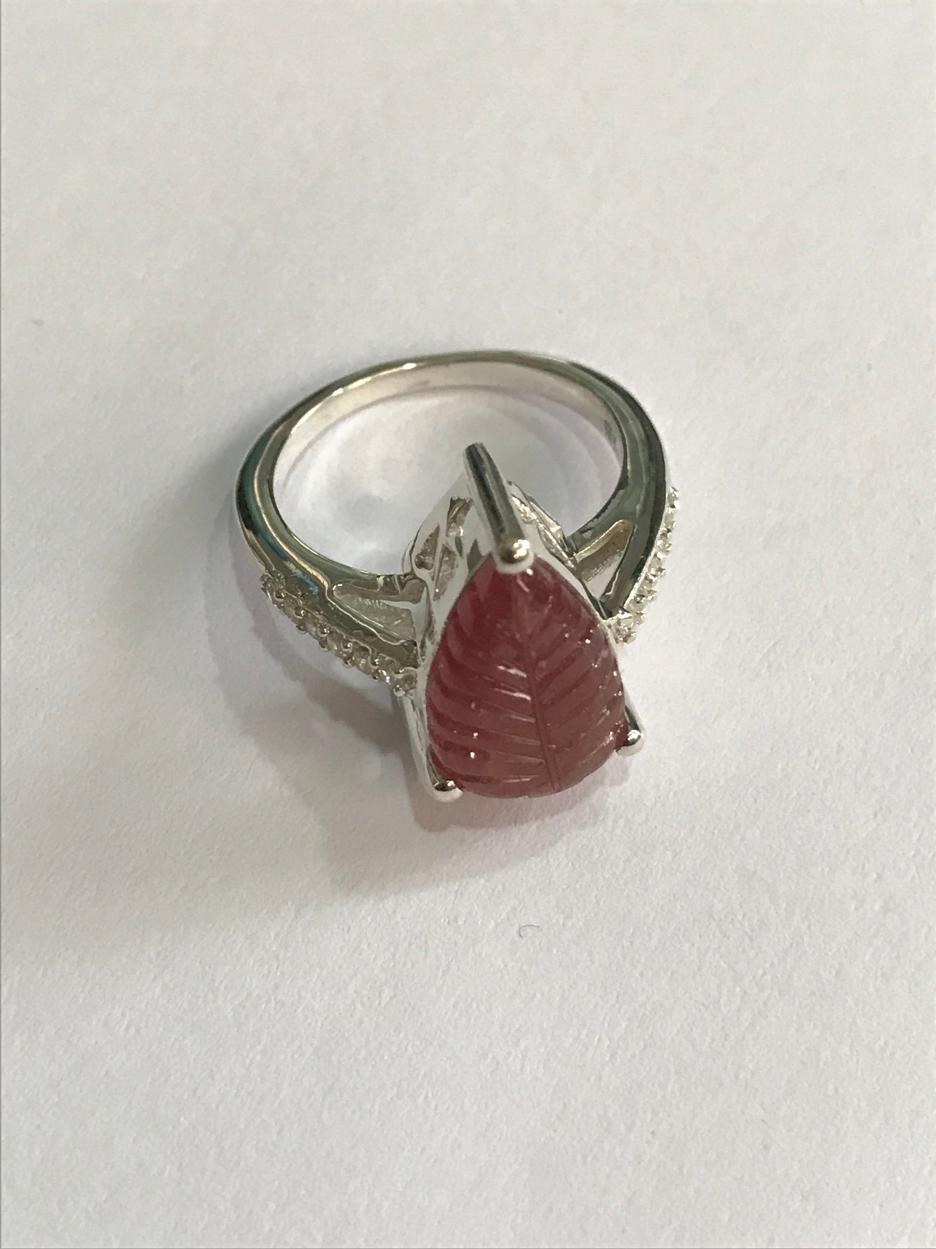 Natural Red Tourmaline Leaf Carving Ring