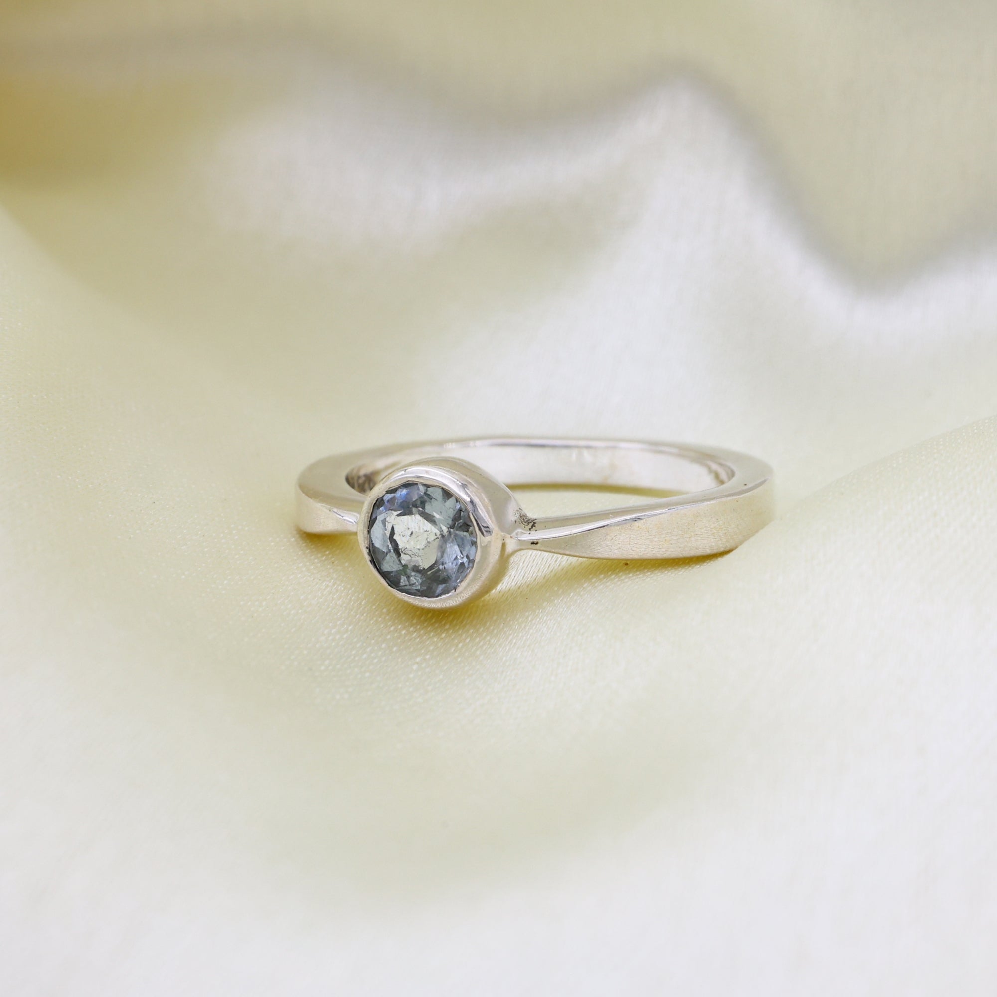 Natural Aquamarine Round Ring