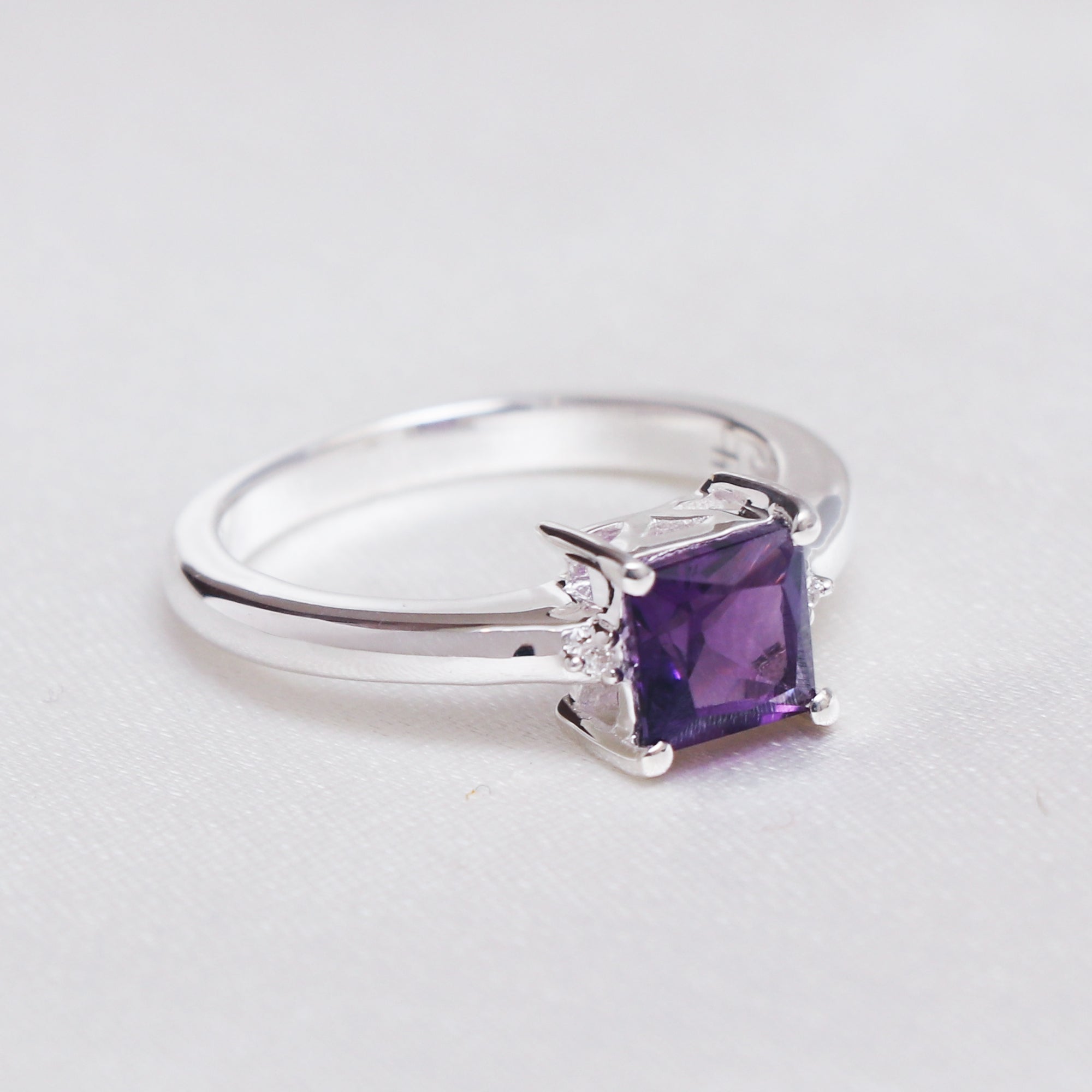 Natural Purple Amethyst Ring