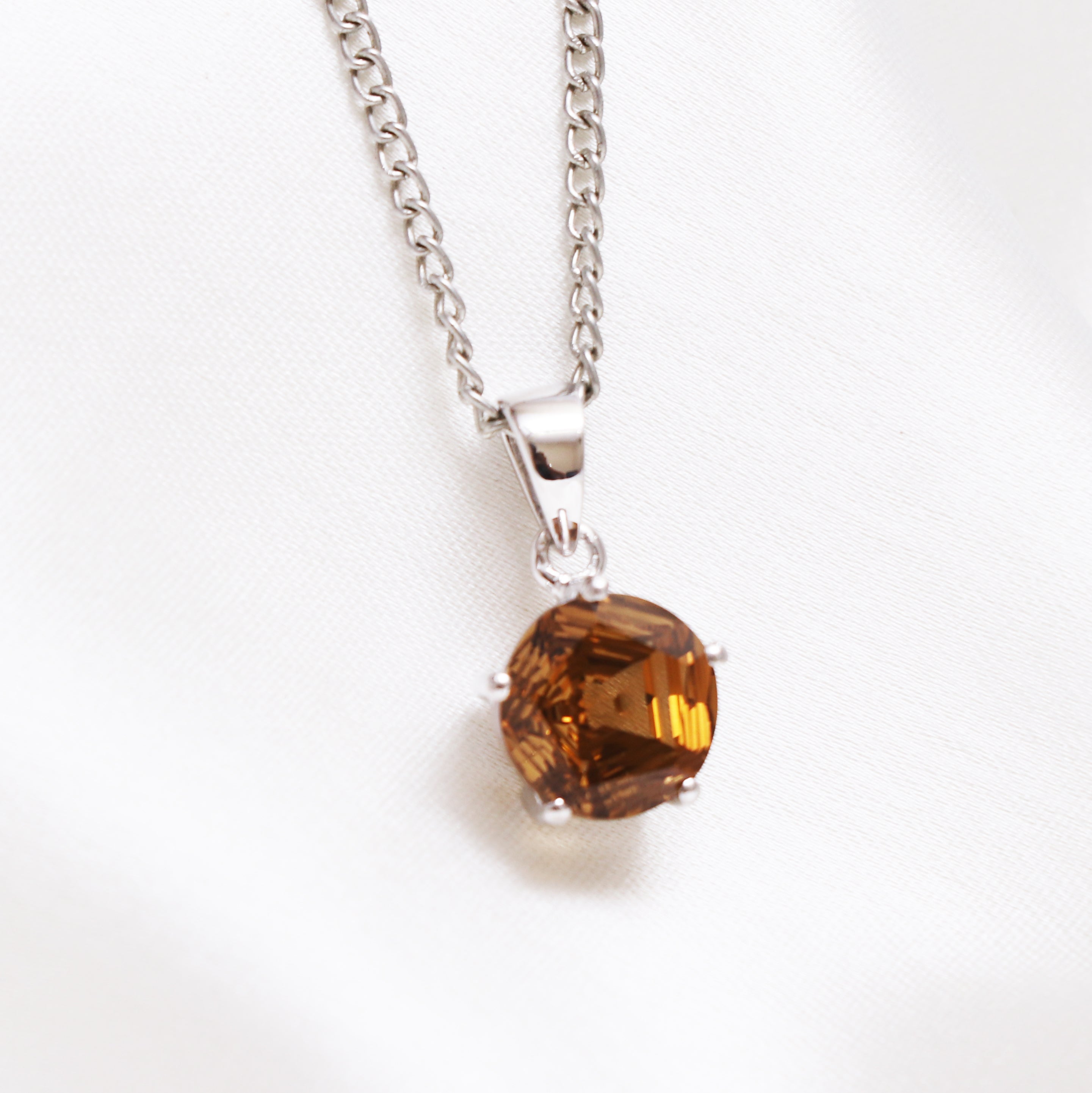 Honey Quartz Silver Pendant With Chain