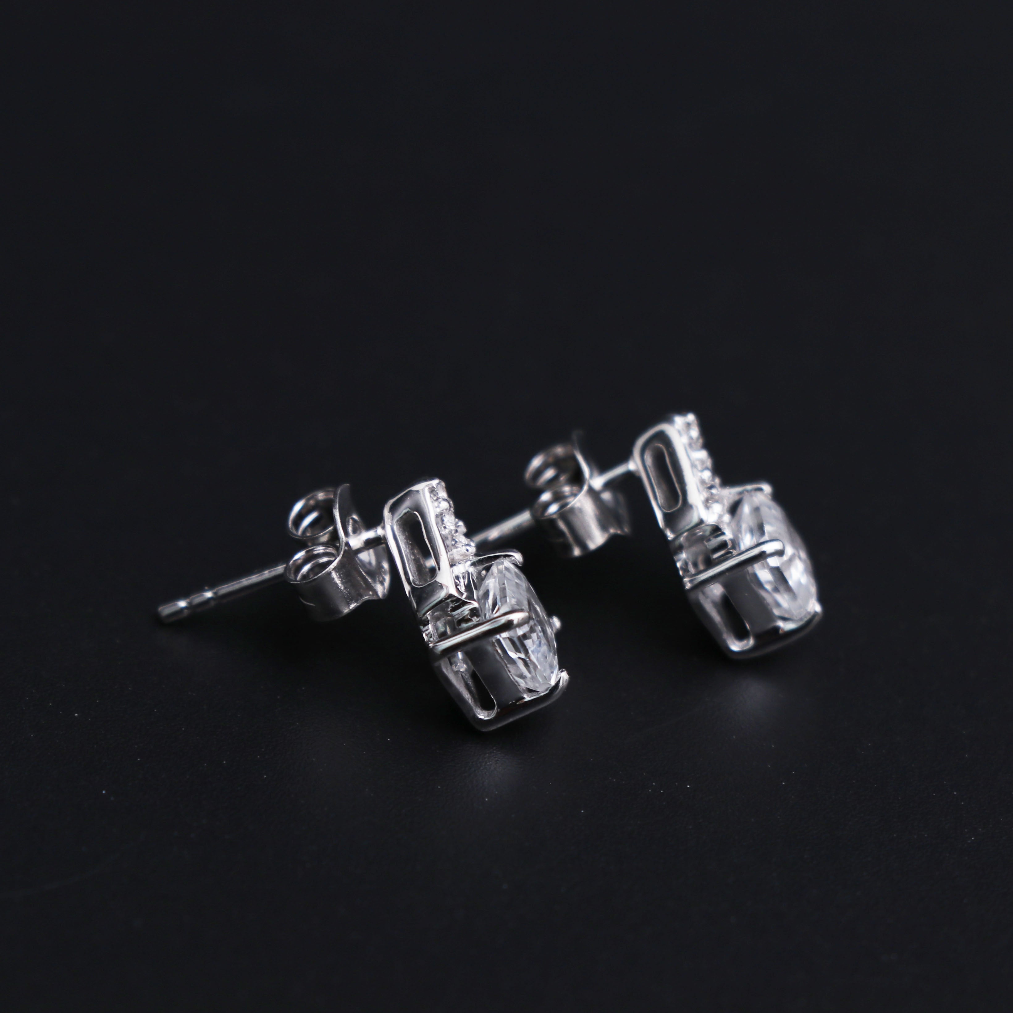 Natural White Topaz Stud Earring