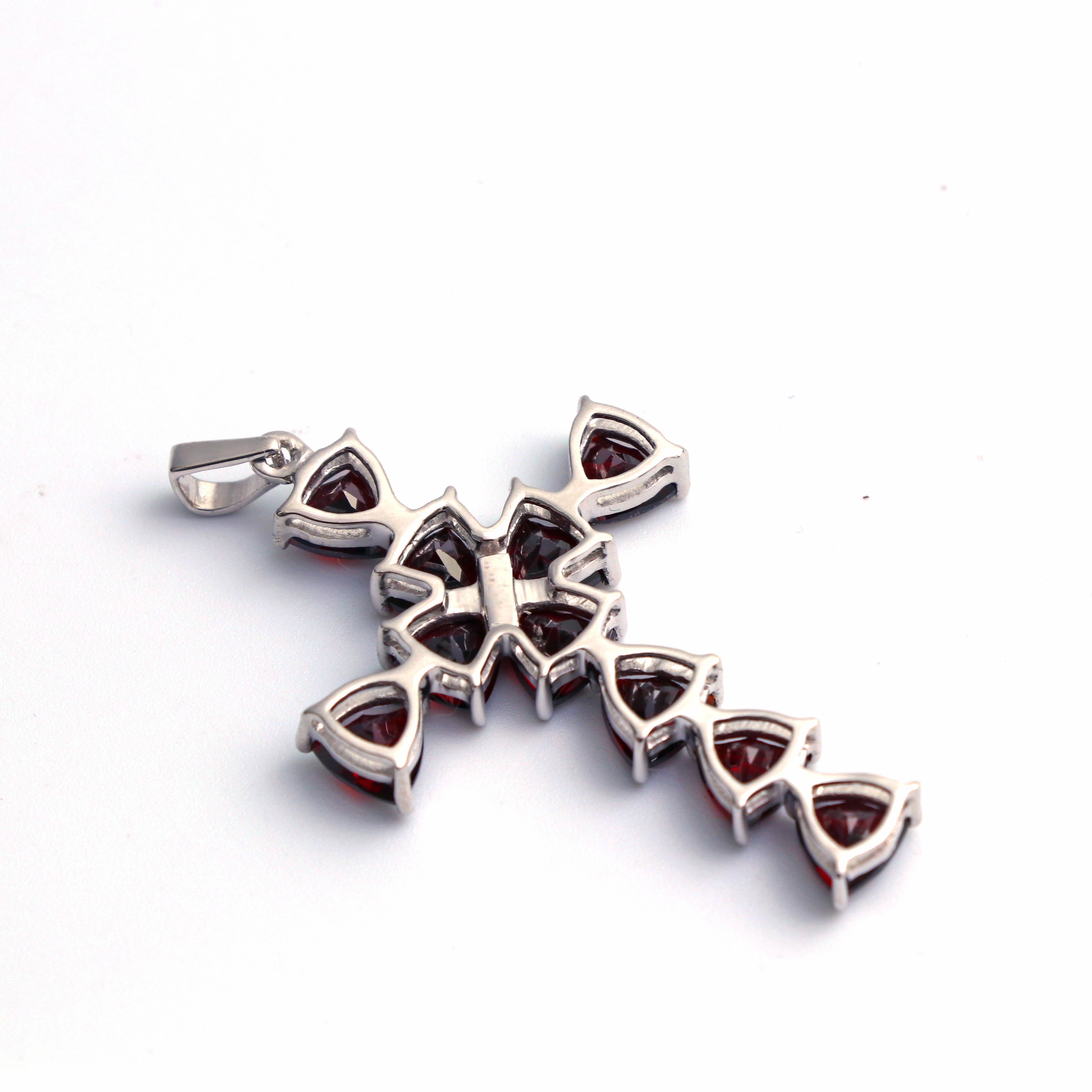 Reg Garnet Triangle Gemstone Pendant