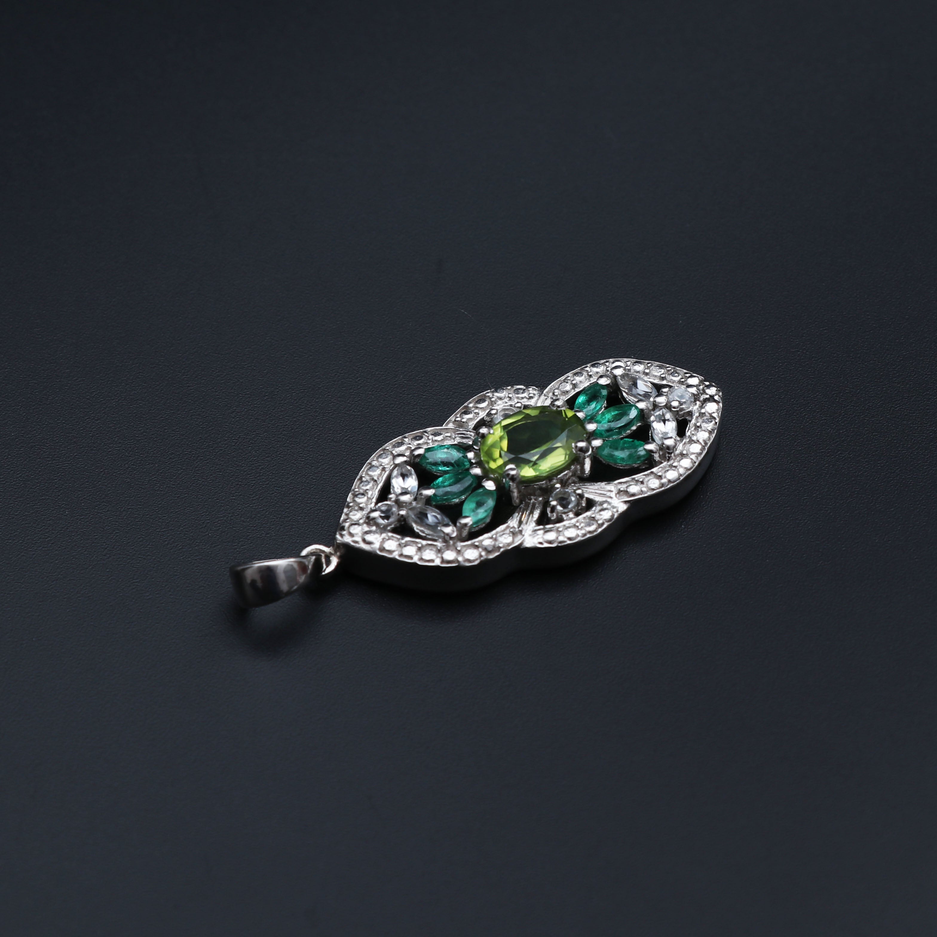 Peridot Emerald White Topaz Pendant