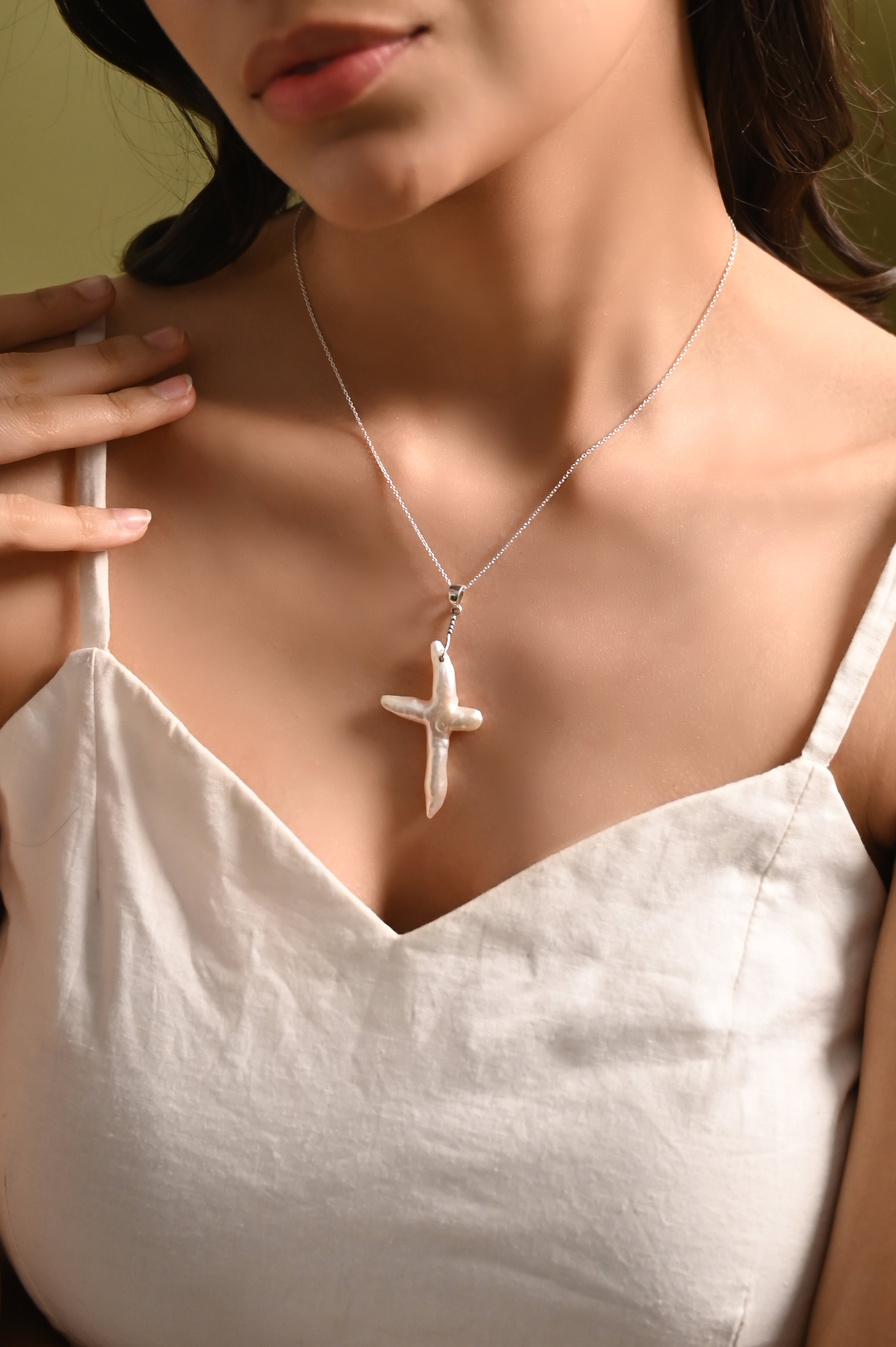 HOLY PEARL PENDANT - (WITH CHAIN)