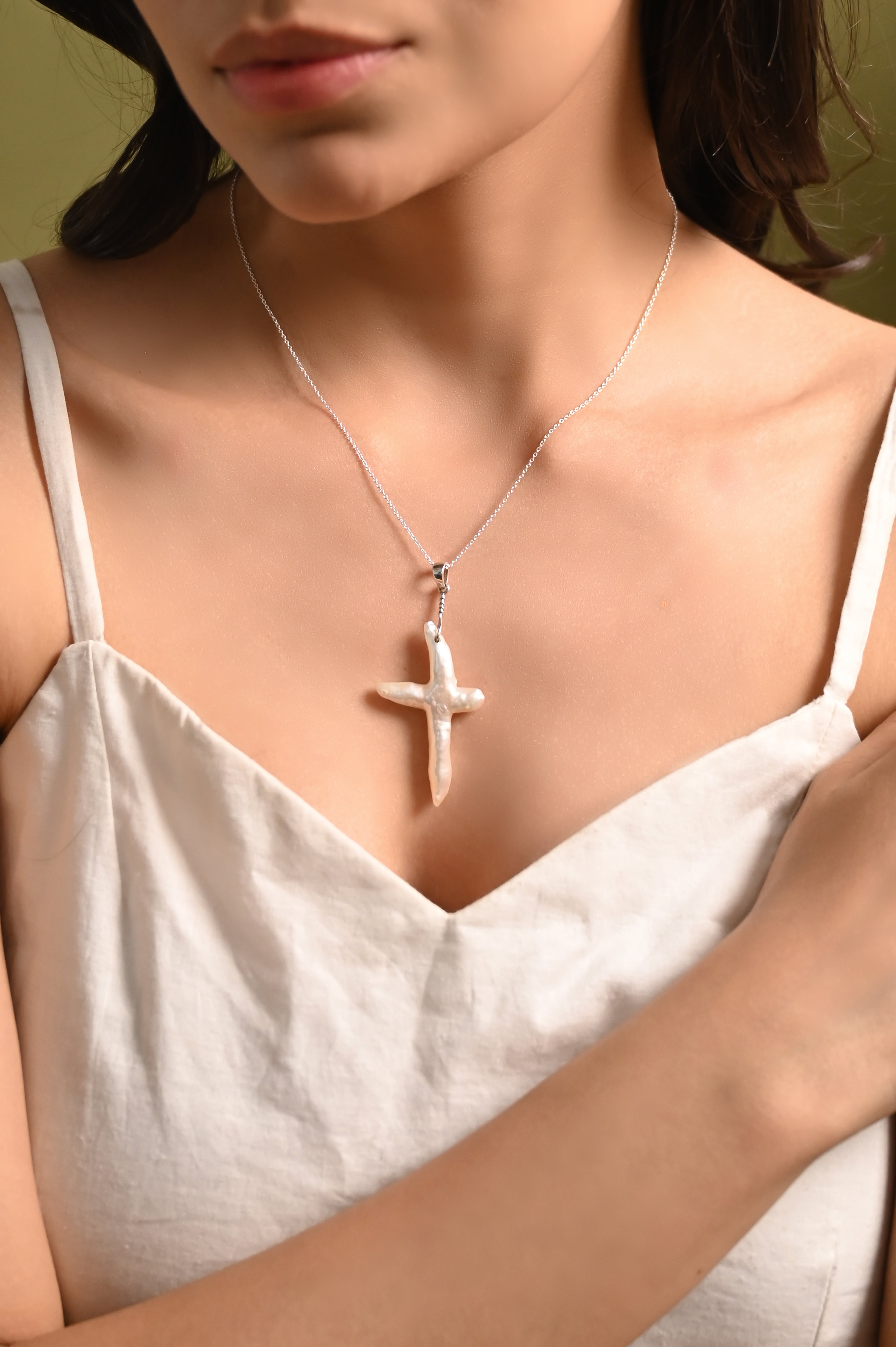 HOLY PEARL PENDANT - (WITH CHAIN)