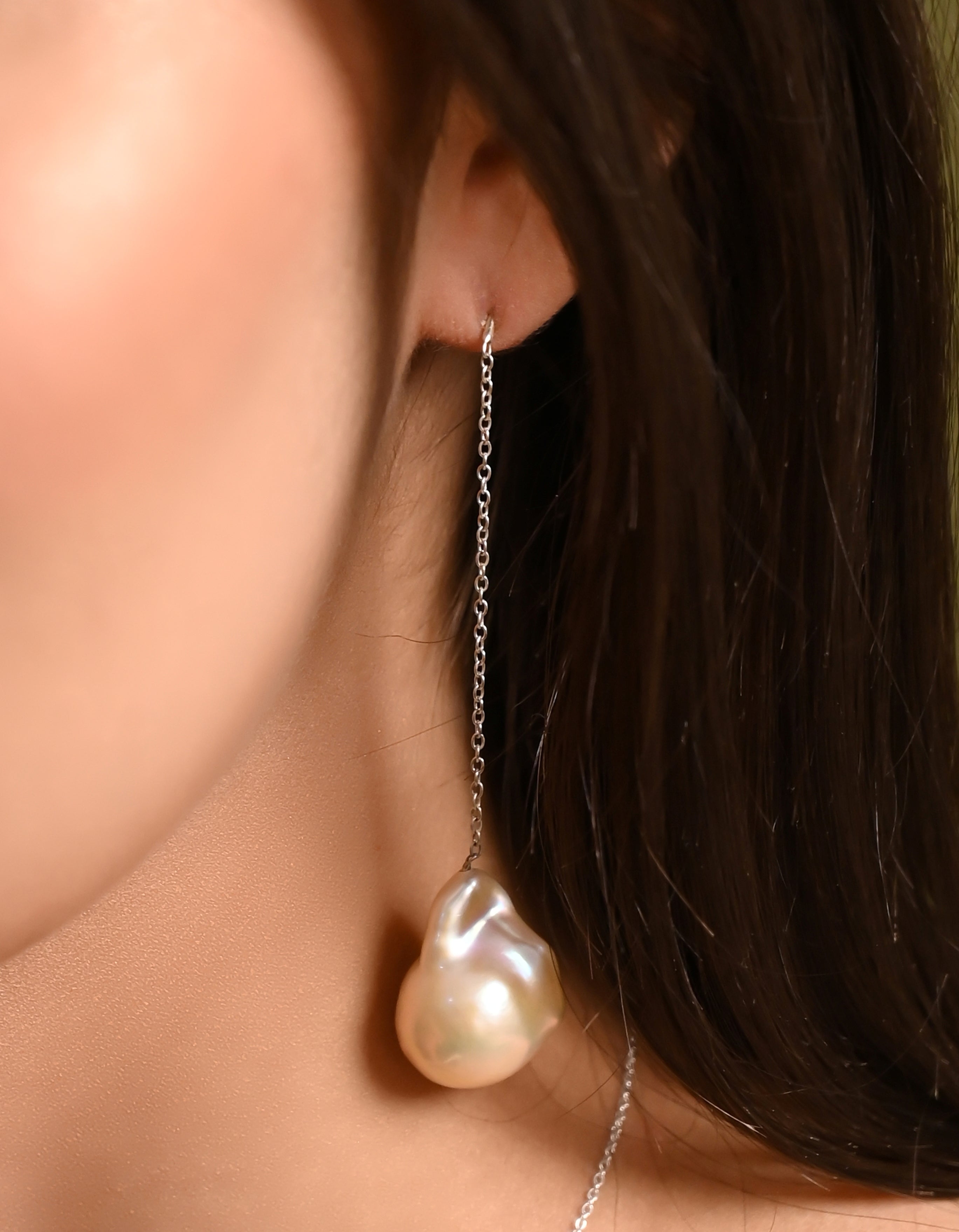Dangled Pearl Rock Earrings