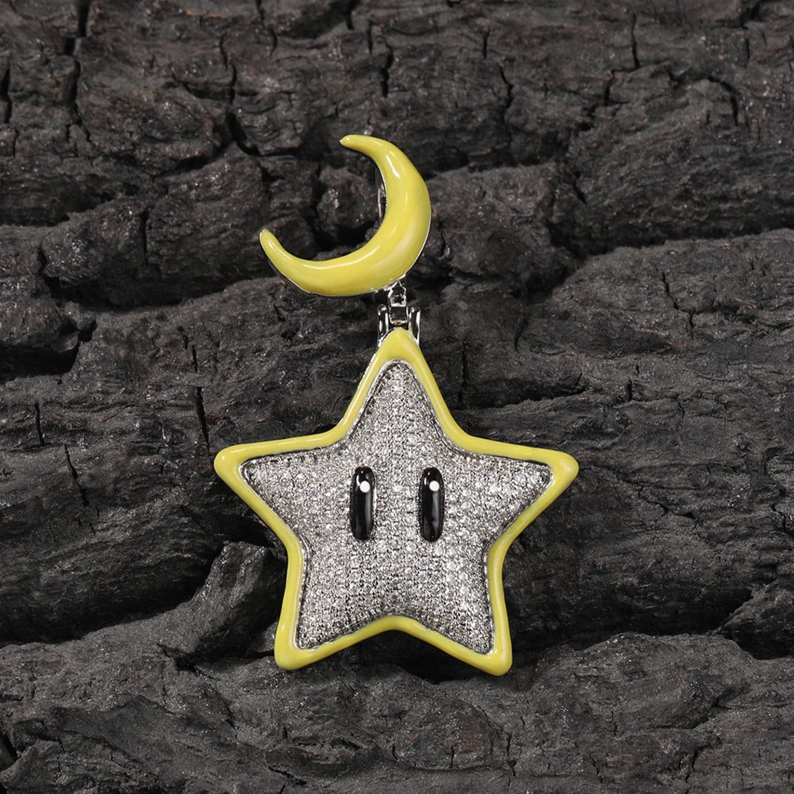 Iced Out Starboy Pendant - Glow in the dark