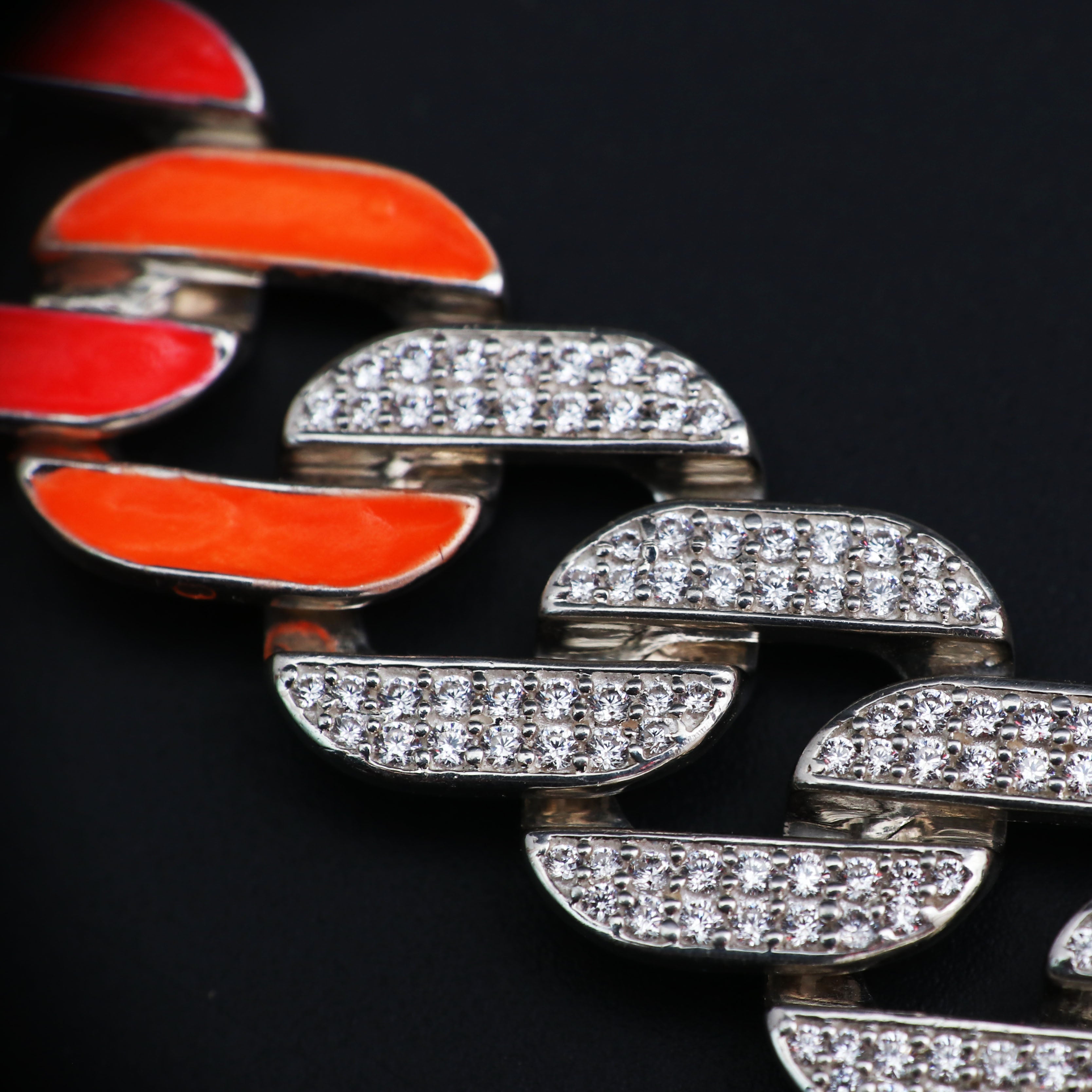 Crazy Colour Cuban Chain - (Glow in the dark)