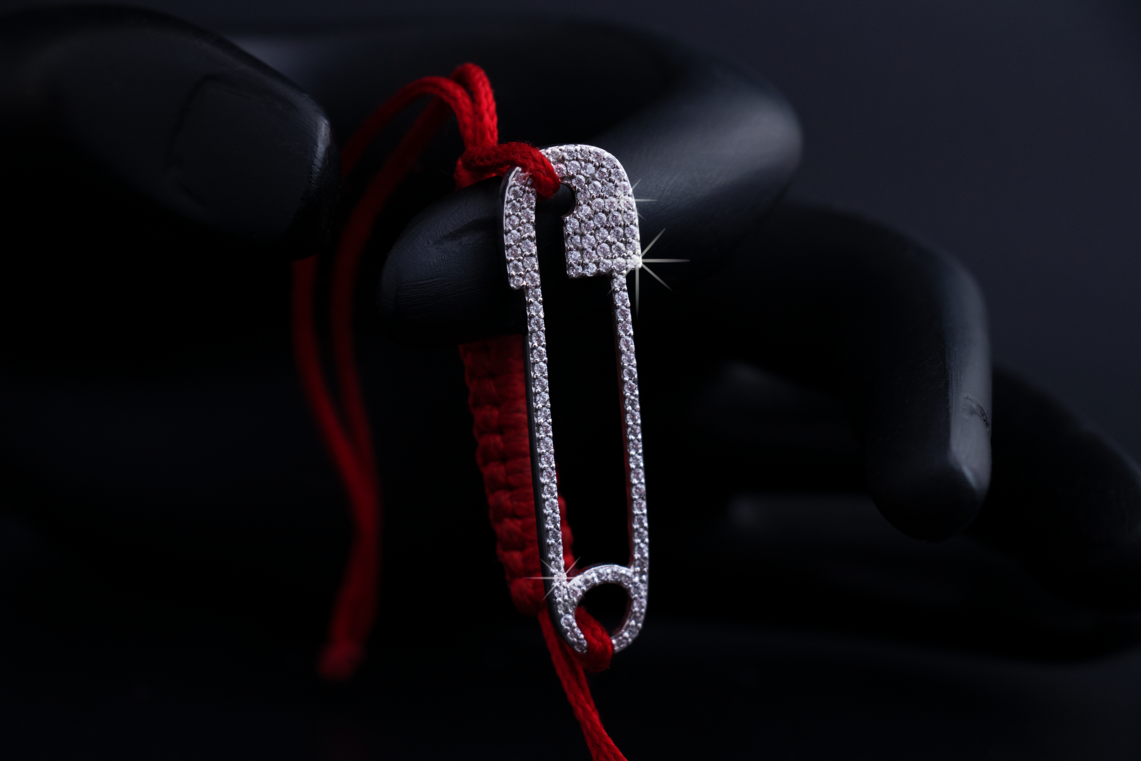 Iced out-Safety Pin Bracelet