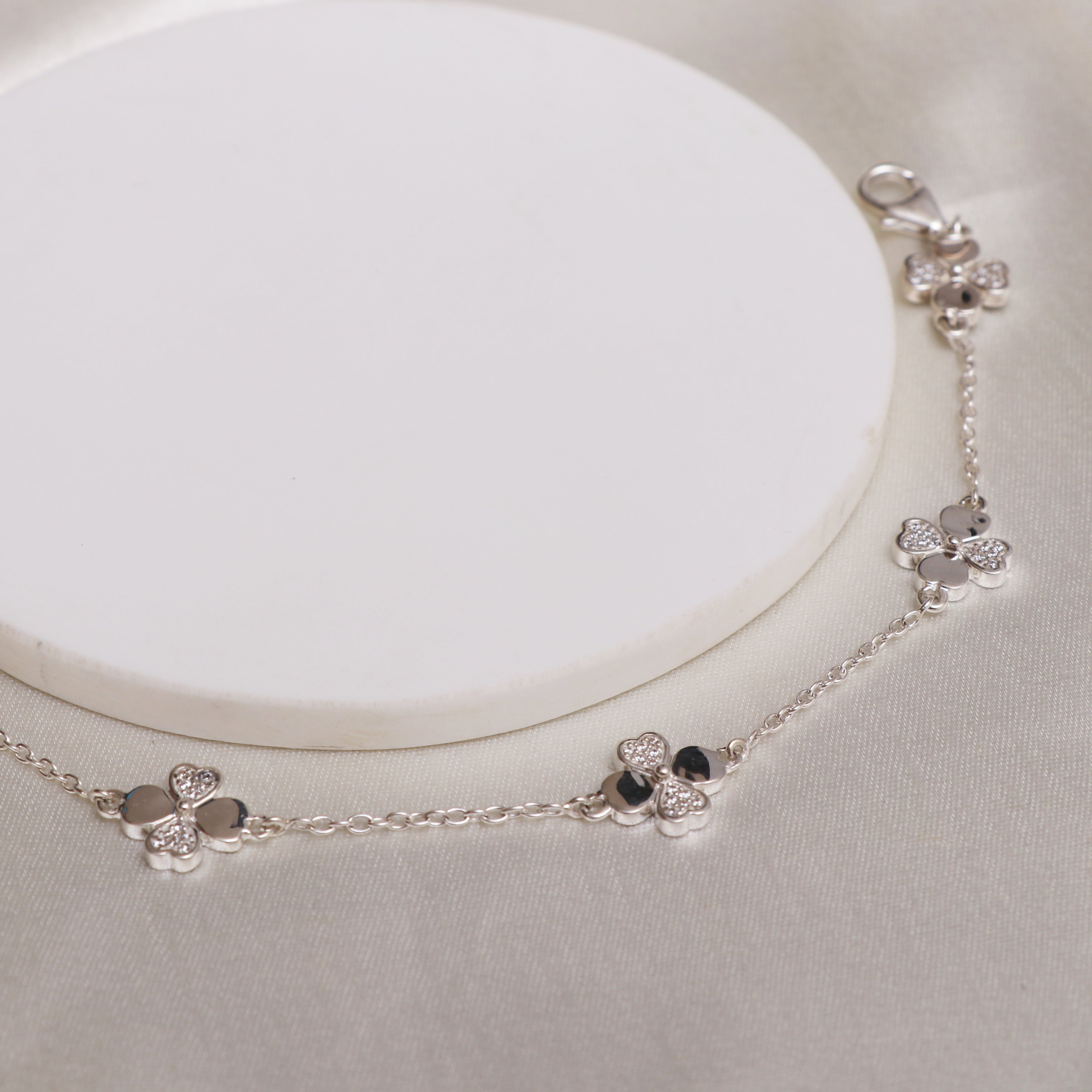 Iced Floral Bracelet 5 Motifs-   UNISEX