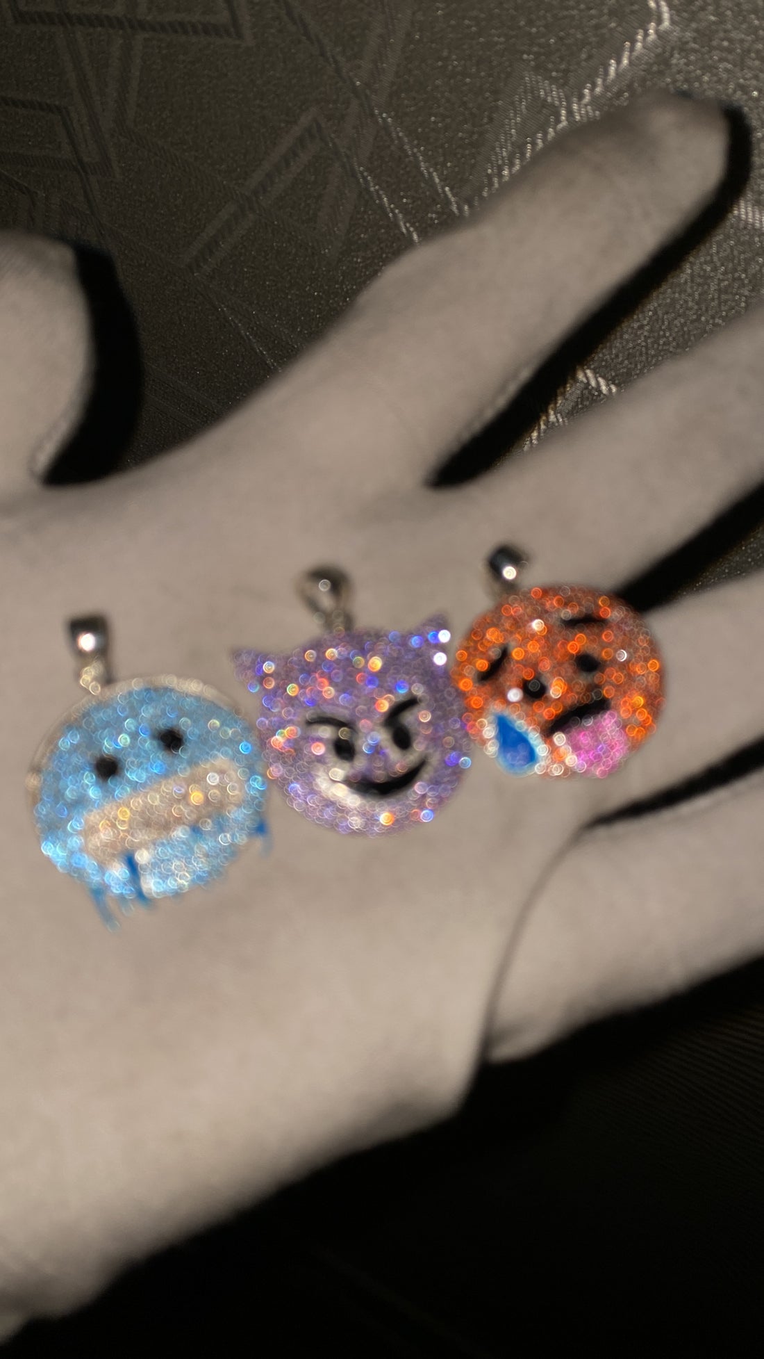🥶 Emoji Pendant - (GLOWS IN THE DARK)