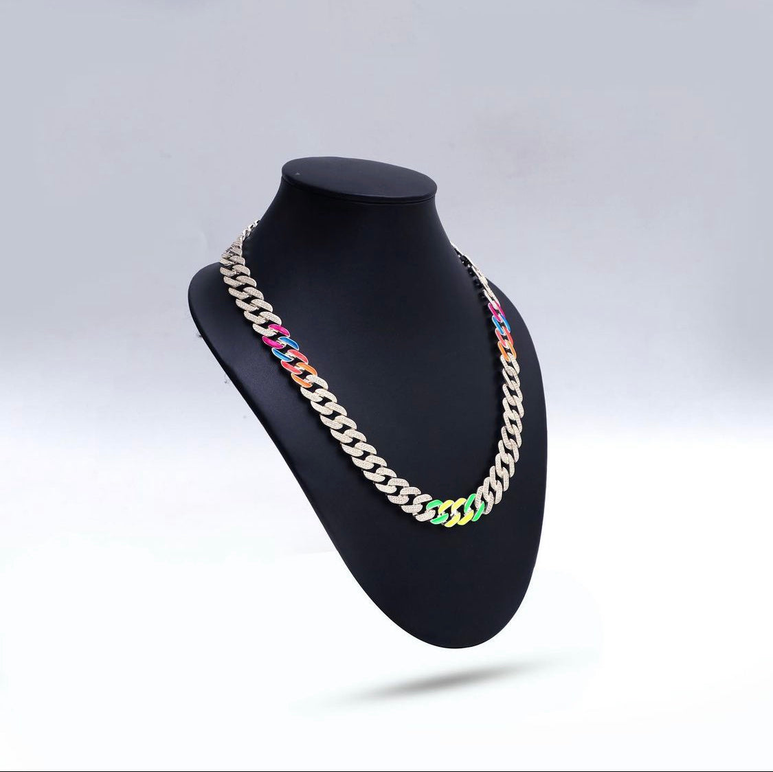 Crazy Colour Cuban Chain - (Glow in the dark)