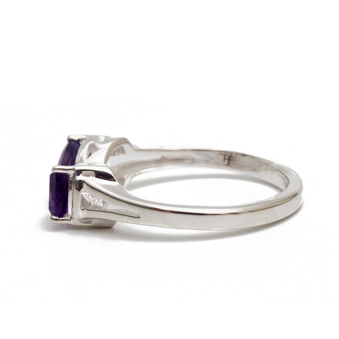 925 Sterling Silver Twin Trillion Cut Amethyst Ring – Elegant Bow Design