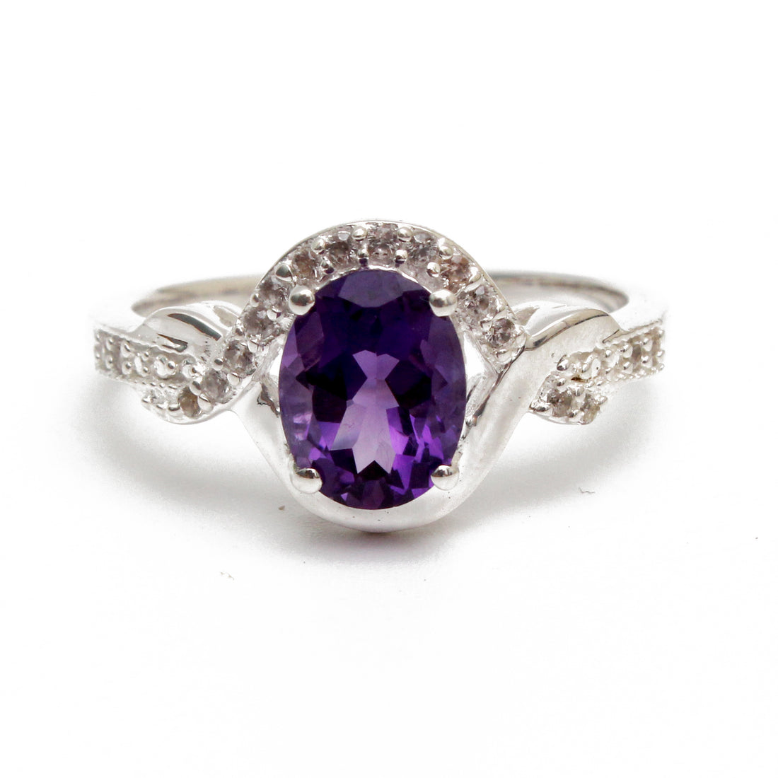 925 Sterling Silver Oval Amethyst Ring
