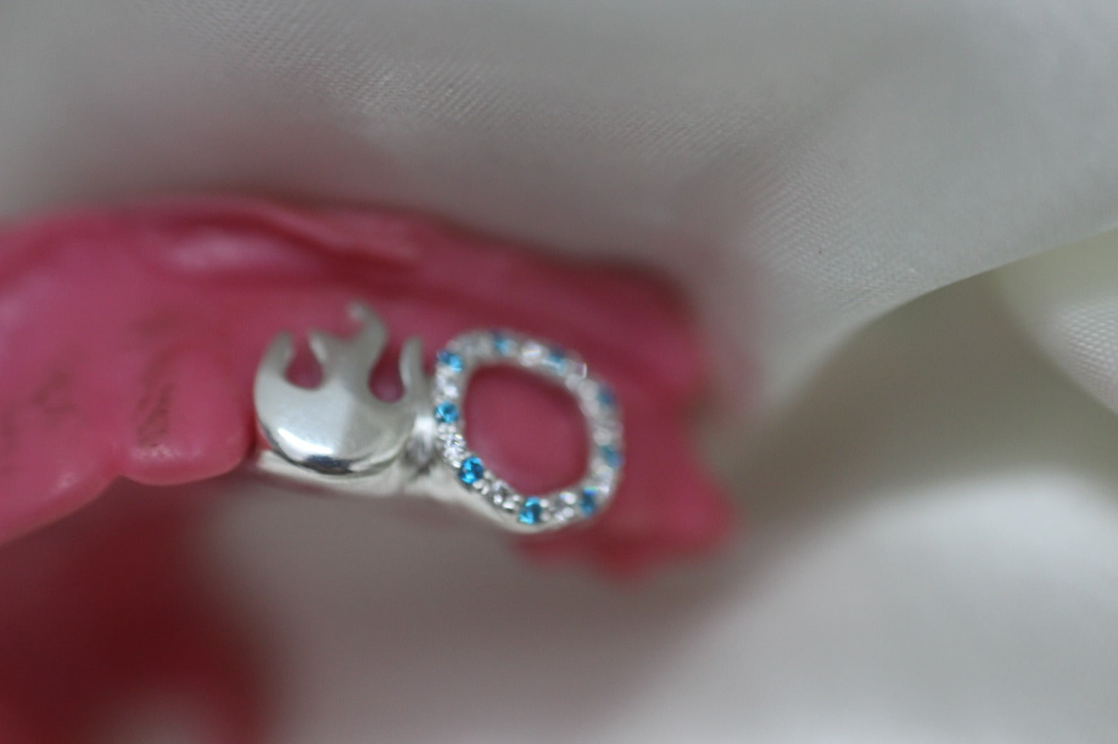 Frosted Flame ❄️🔥 Grillz