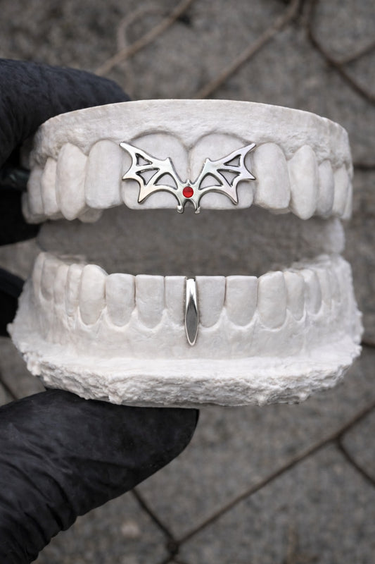 BATFANG GRILLZ