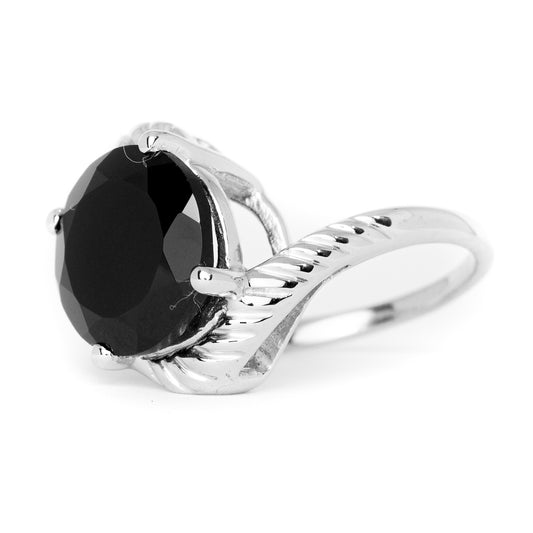 Exquisite Black Spinel Round Gemstone Ring