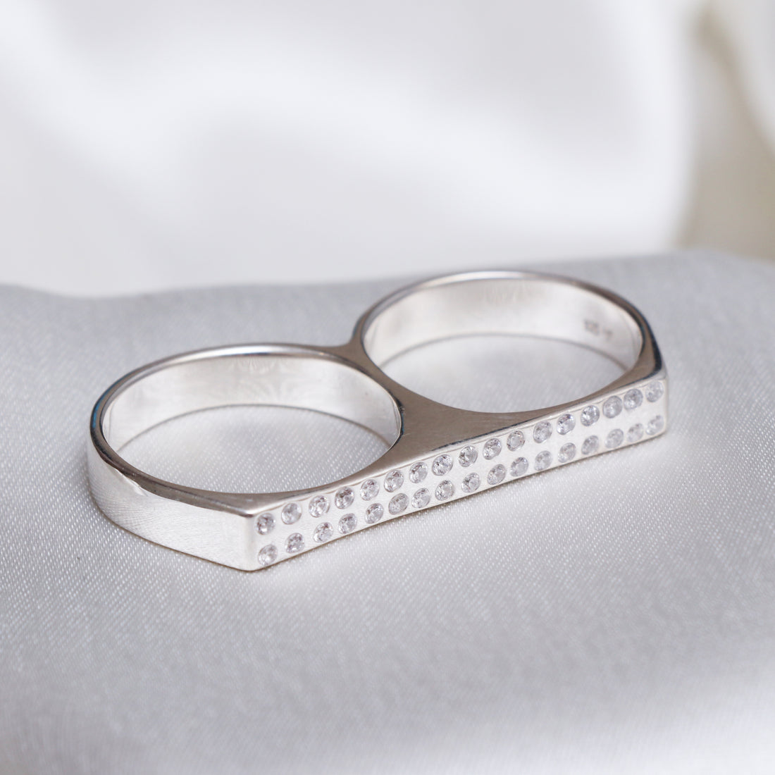 ED BADASS Double-Finger Knucklehead Ring