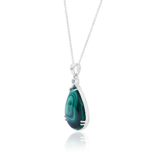 Green Malachite Pendant For Everyday Wear