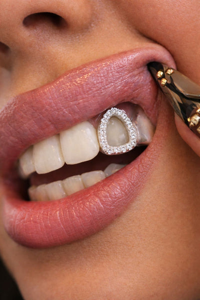 Iced out Openwork Grillz (1 cap)